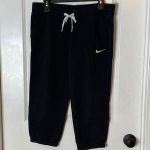 Nike Capri joggers, size M